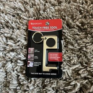 NWT SpaRoom touch‎ free tool